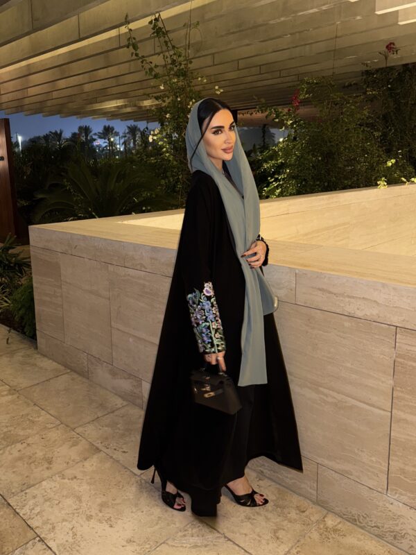 IMG 0261 scaled - Twilight Garden Abaya 11