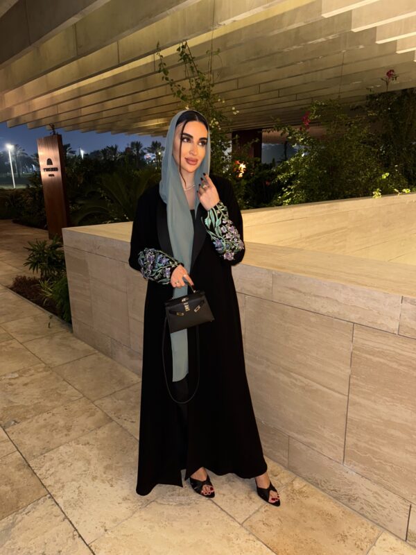 IMG 0262 scaled - Twilight Garden Abaya 12