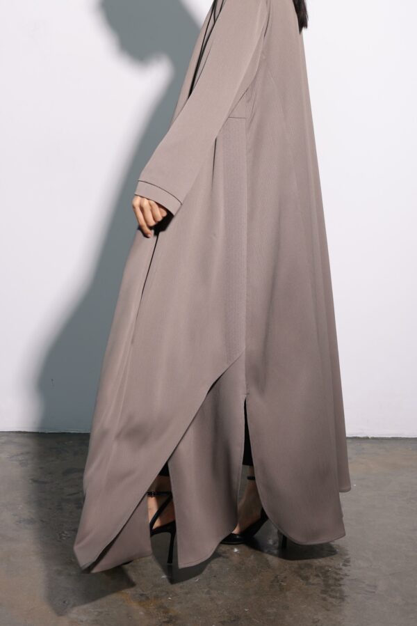 IMG 20241128 WA0013 scaled - Dusty Beige Abaya 1